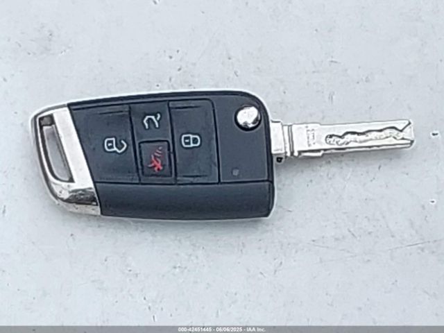 2017 VOLKSWAGEN GOLF GTI 3VW5T7AU9HM061845 Photo 10