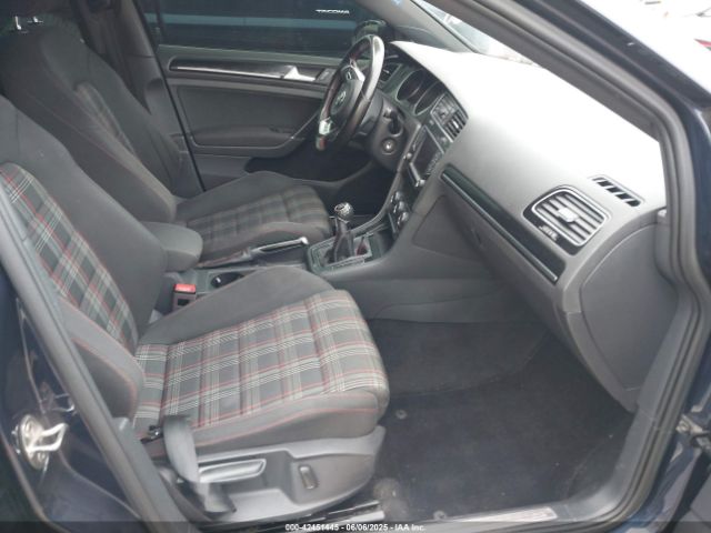 2017 VOLKSWAGEN GOLF GTI 3VW5T7AU9HM061845 Photo 4