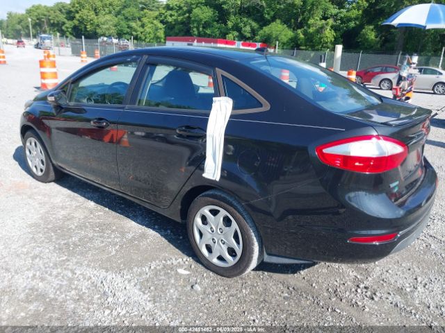 3FADP4BE2FM132430 Ford FIESTA SE