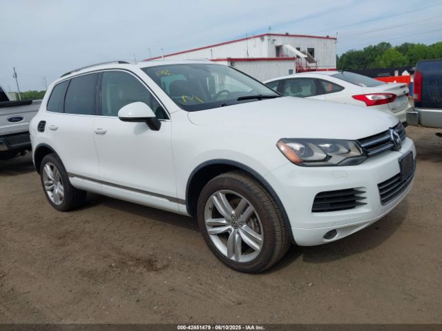 2014 VOLKSWAGEN TOUAREG WVGEP9BP7ED001268