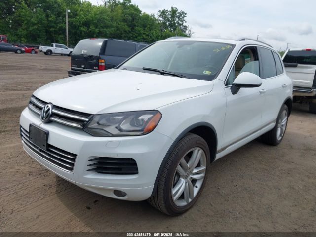 2014 VOLKSWAGEN TOUAREG WVGEP9BP7ED001268 Photo 1
