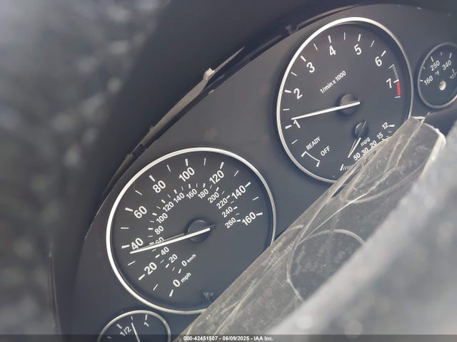 WBA8E1G30HNU17639 BMW 320i