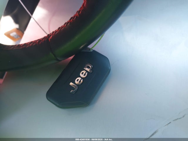 1C4HJXFG0NW194952 Jeep 2022
