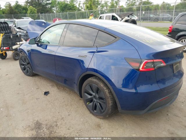 2024 TESLA MODEL Y 7SAYGDEE3RA324648 Photo 2