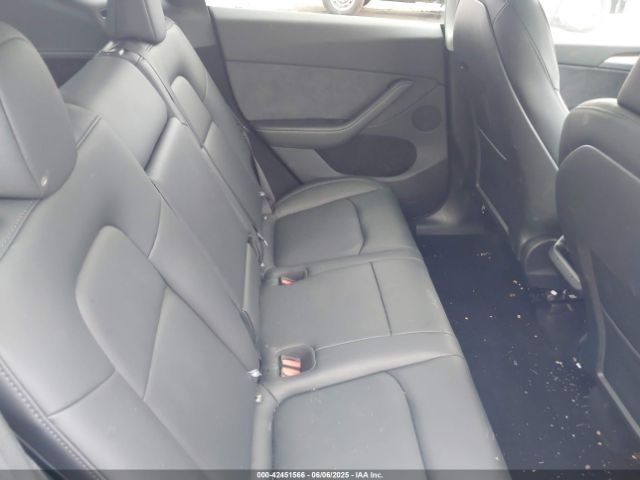 2024 TESLA MODEL Y 7SAYGDEE3RA324648 Photo 7