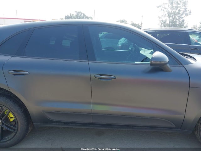 Porsche Macan 2021 WP1AA2A55MLB14375 Image 14