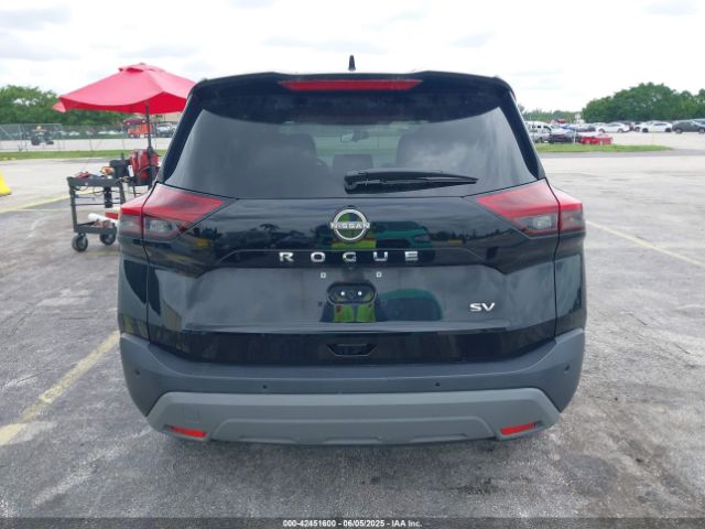 5N1BT3BA5PC858026 Nissan Rogue Sv Fwd