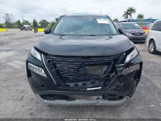 5N1BT3BA5PC858026 Nissan Rogue Sv Fwd