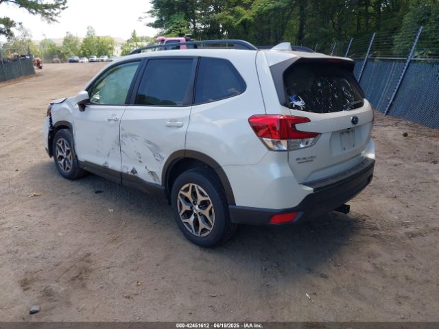 2019 SUBARU FORESTER JF2SKAEC8KH515703 Photo 2