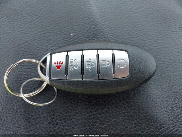 1N4AA6AP7GC389606 Nissan Maxima
