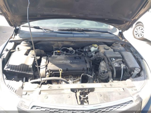 1G1PA5SH4E7240221 Chevrolet Cruze Ls Auto