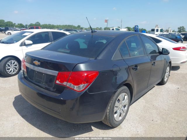 1G1PA5SH4E7240221 Chevrolet Cruze Ls Auto