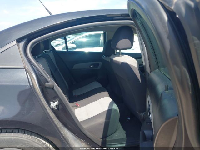 1G1PA5SH4E7240221 Chevrolet Cruze Ls Auto