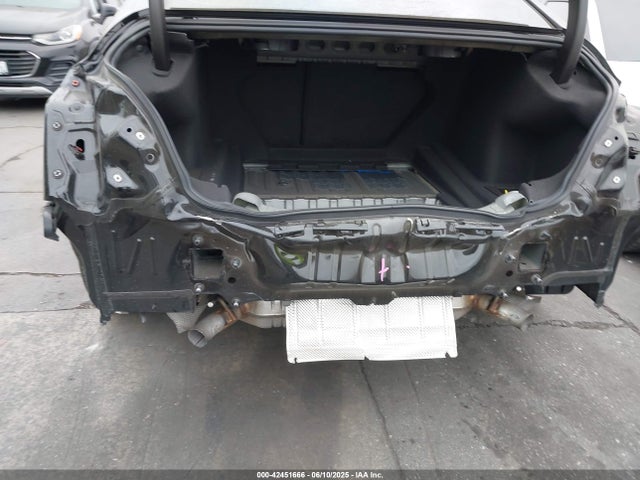 1G6DP5RK3N0129908 Cadillac lsy