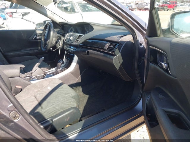 1HGCR2F38HA137131 Honda k24w1