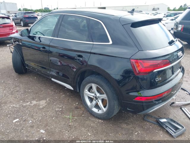 2021 AUDI Q5 WA1AAAFYXM2004808 Photo 2