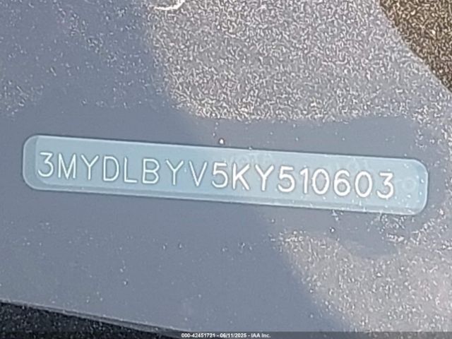 2019 TOYOTA YARIS 3MYDLBYV5KY510603 Photo 8