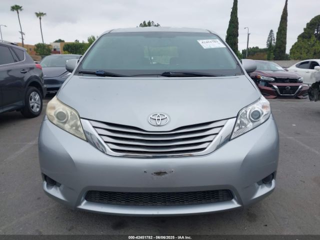 5TDKK3DC3FS552378 Toyota Sienna Le 8 Passenger