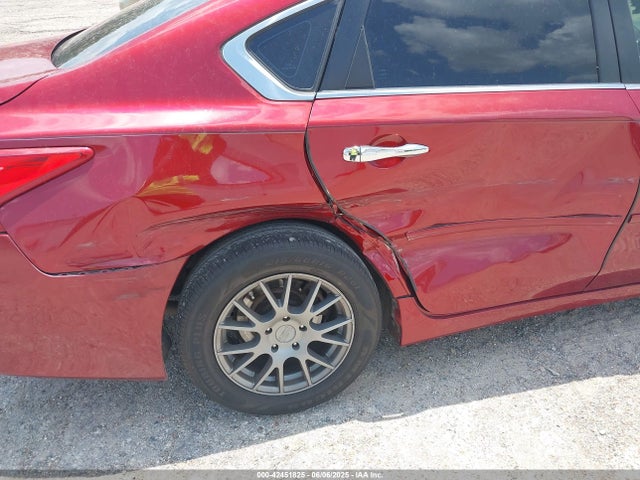 1N4AL3AP4HC475496 Nissan 2017