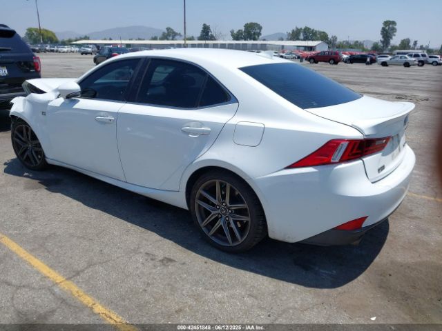 2016 LEXUS IS 200T JTHBA1D25G5021588 Photo 2