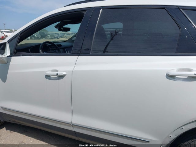 1GYKNGRS6LZ112836 Cadillac lgx