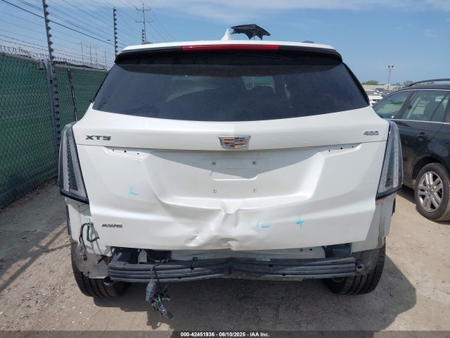 1GYKNGRS6LZ112836 Cadillac lgx