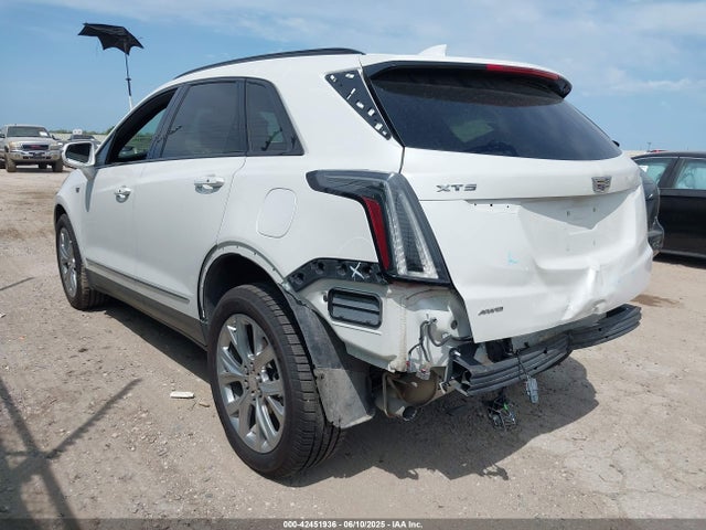 2020 CADILLAC XT5 1GYKNGRS6LZ112836 Photo 2