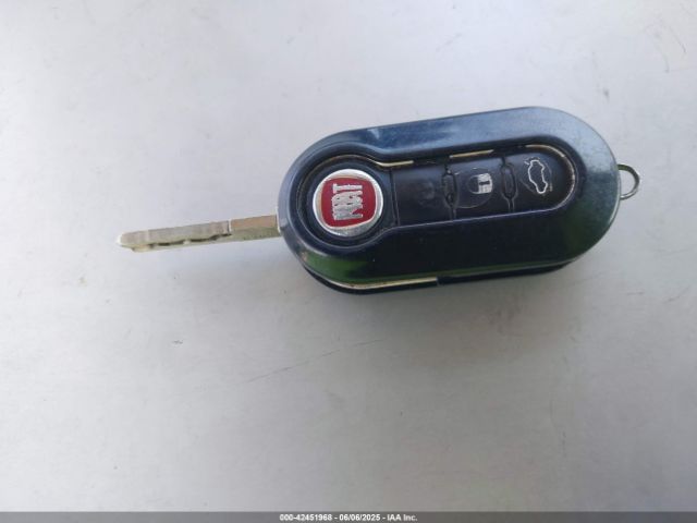 2016 FIAT 500 3C3CFFKR1GT161257 Photo 10