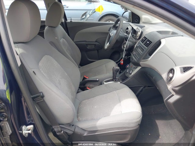 1G1JA5SG4G4105841 Chevrolet Sonic Ls Auto
