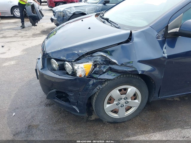 1G1JA5SG4G4105841 Chevrolet Sonic Ls Auto