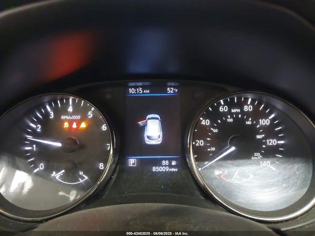 JN1BJ1CR2KW317299 Nissan 2019
