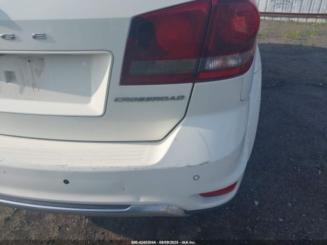 3C4PDCGG6FT588666 Dodge Journey Crossroad