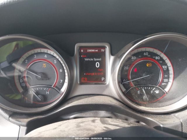 3C4PDCGG6FT588666 Dodge Journey Crossroad