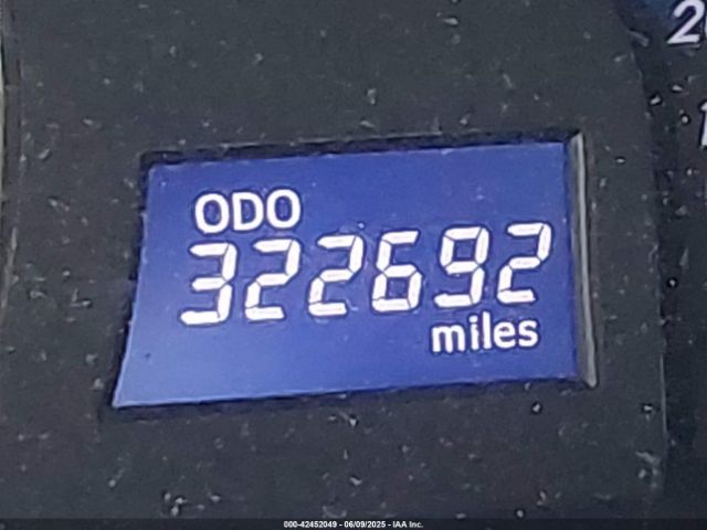 4T1BF1FK8EU408246 Toyota CAMRY SE