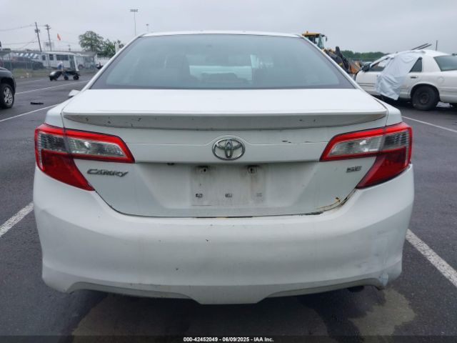 4T1BF1FK8EU408246 Toyota CAMRY SE
