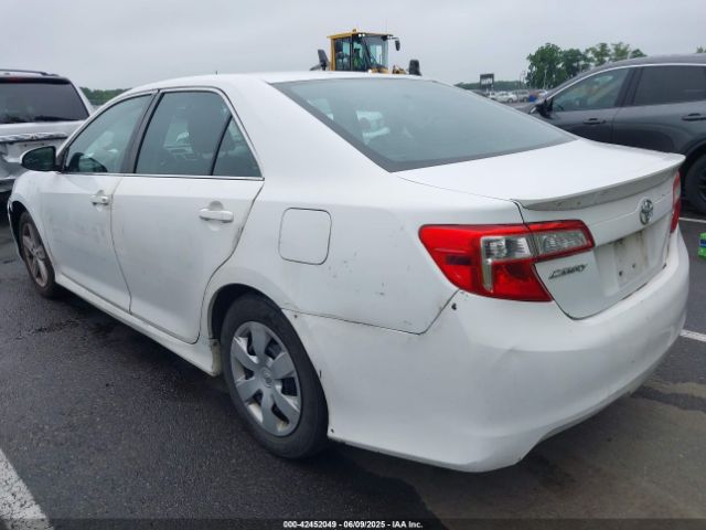 4T1BF1FK8EU408246 Toyota CAMRY SE