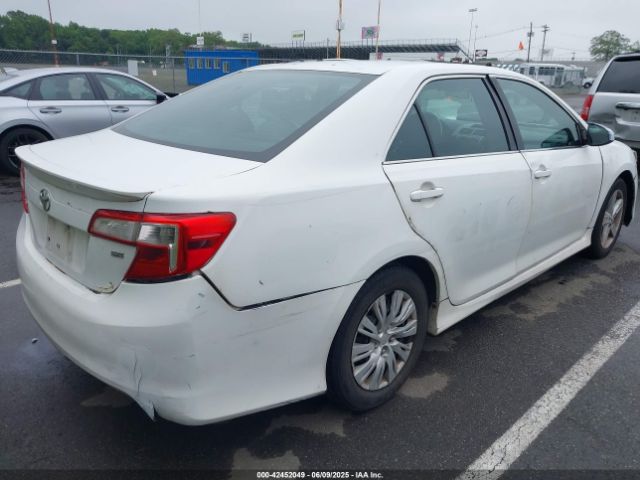 4T1BF1FK8EU408246 Toyota CAMRY SE
