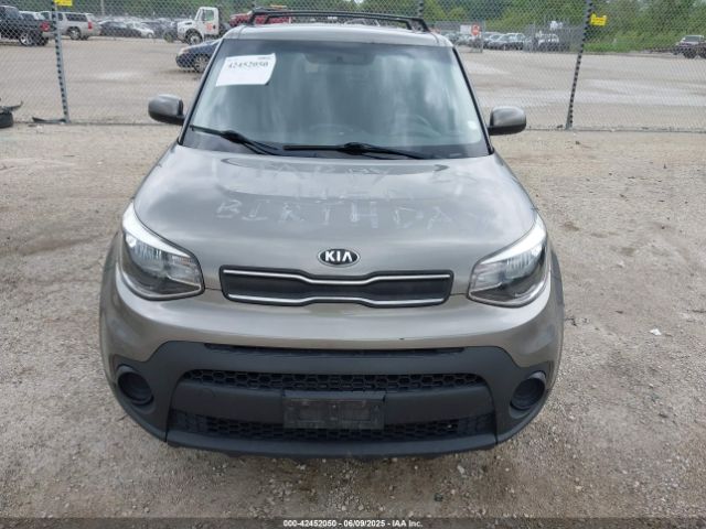 KNDJN2A2XH7486594 KIA Soul !