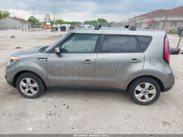 KNDJN2A2XH7486594 KIA Soul !