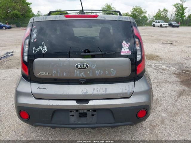 KNDJN2A2XH7486594 KIA Soul !