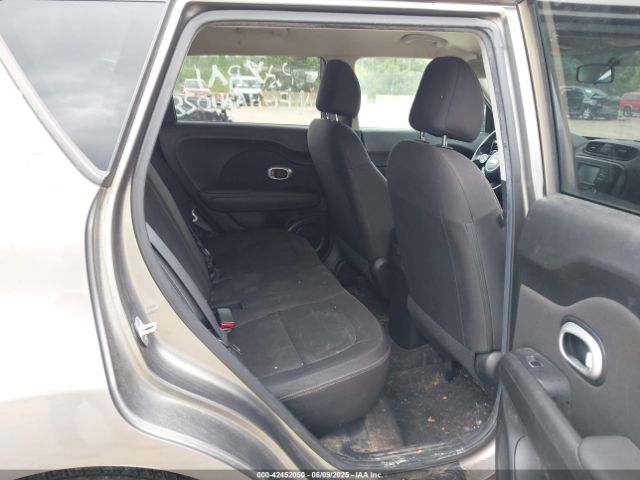 KNDJN2A2XH7486594 KIA Soul !