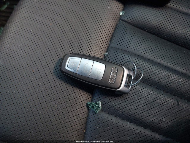 WAUU2AF21KN060608 Audi 2019