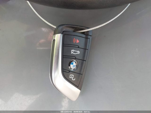 2021 BMW 330I 3MW5R1J06M8B53040 Photo 10