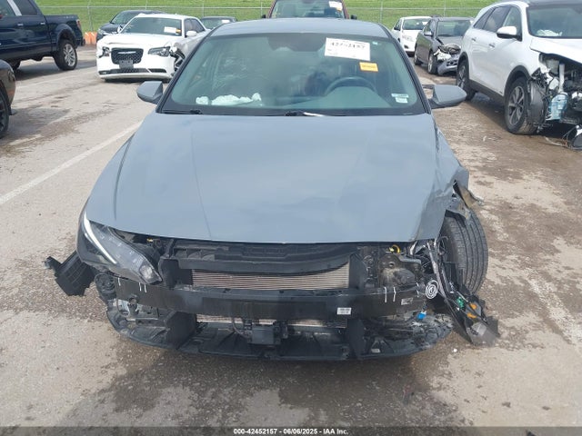 42452157 :رقم المزاد ، KMHLS4AG5PU438246 vin ، 2023 Hyundai Elantra Sel مزاد بيع