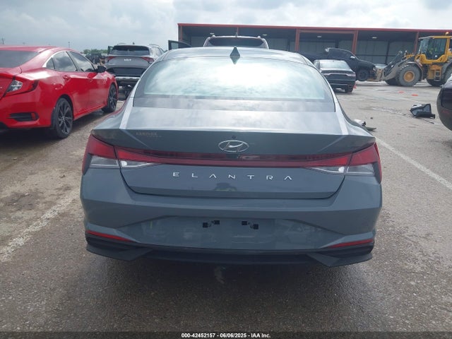 42452157 :رقم المزاد ، KMHLS4AG5PU438246 vin ، 2023 Hyundai Elantra Sel مزاد بيع