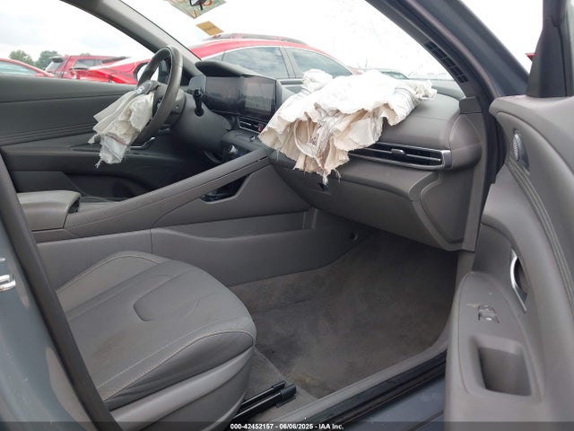 42452157 :رقم المزاد ، KMHLS4AG5PU438246 vin ، 2023 Hyundai Elantra Sel مزاد بيع