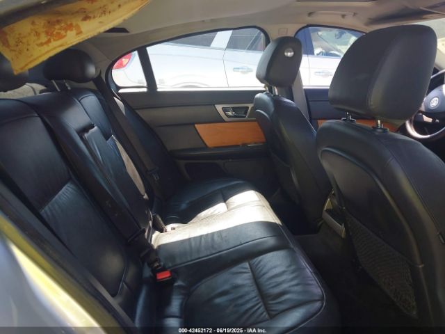 2010 JAGUAR XF SAJWA0FA2AHR59492 Photo 7