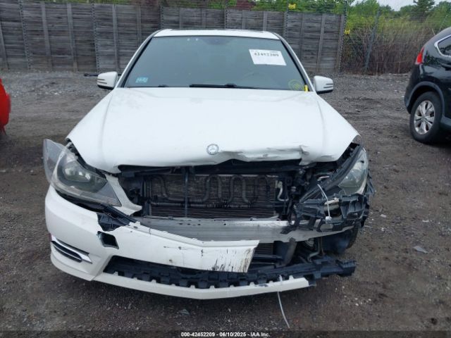 WDDGF8AB4ER325089 Mercedes-Benz C 300 Luxury 4matic/sport 4matic