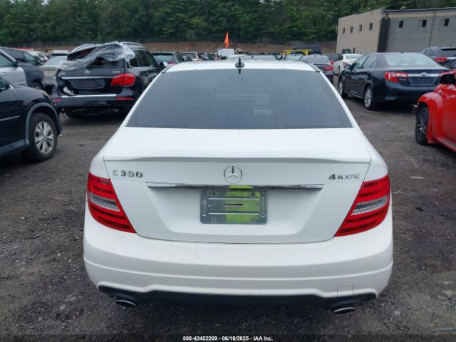 WDDGF8AB4ER325089 Mercedes-Benz C 300 Luxury 4matic/sport 4matic