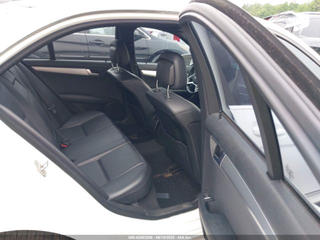 WDDGF8AB4ER325089 Mercedes-Benz C 300 Luxury 4matic/sport 4matic
